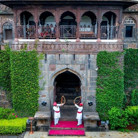 Fort Jadhavgadh -A Gadh Heritage Hotel Sasvad Kültér fotó