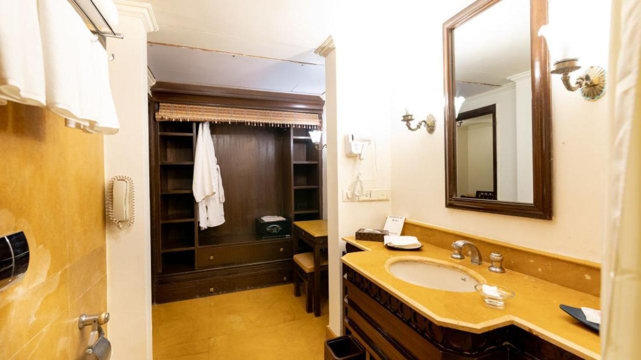 Fort Jadhavgadh -A Gadh Heritage Hotel Sasvad Kültér fotó