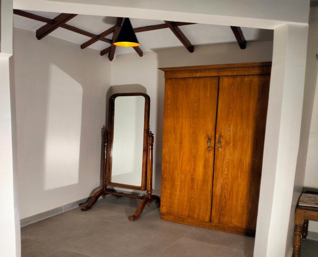 Fort Jadhavgadh -A Gadh Heritage Hotel Sasvad Kültér fotó