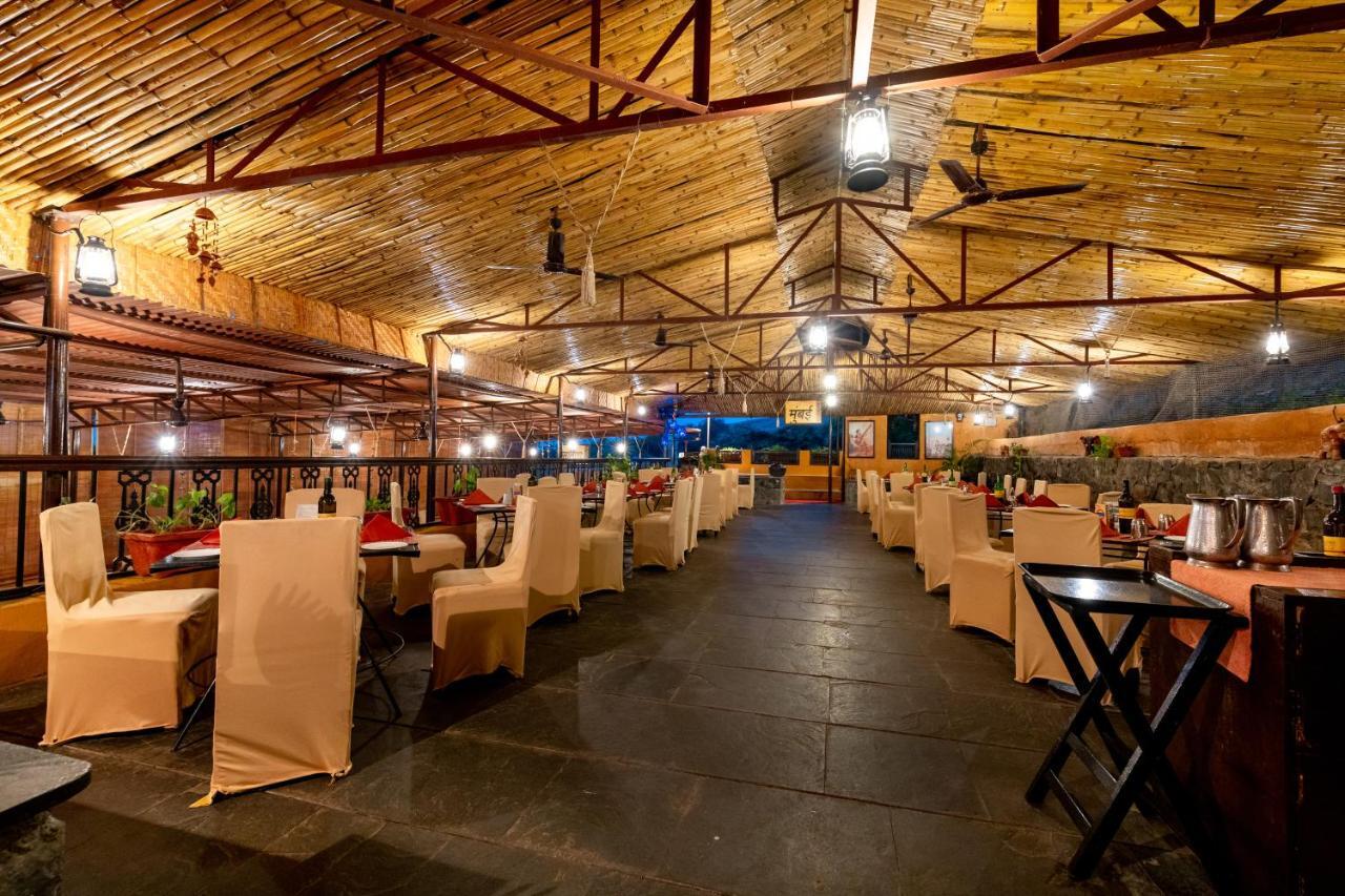 Fort Jadhavgadh -A Gadh Heritage Hotel Sasvad Kültér fotó