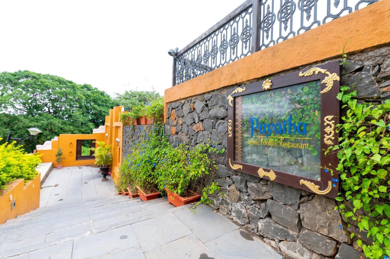 Fort Jadhavgadh -A Gadh Heritage Hotel Sasvad Kültér fotó