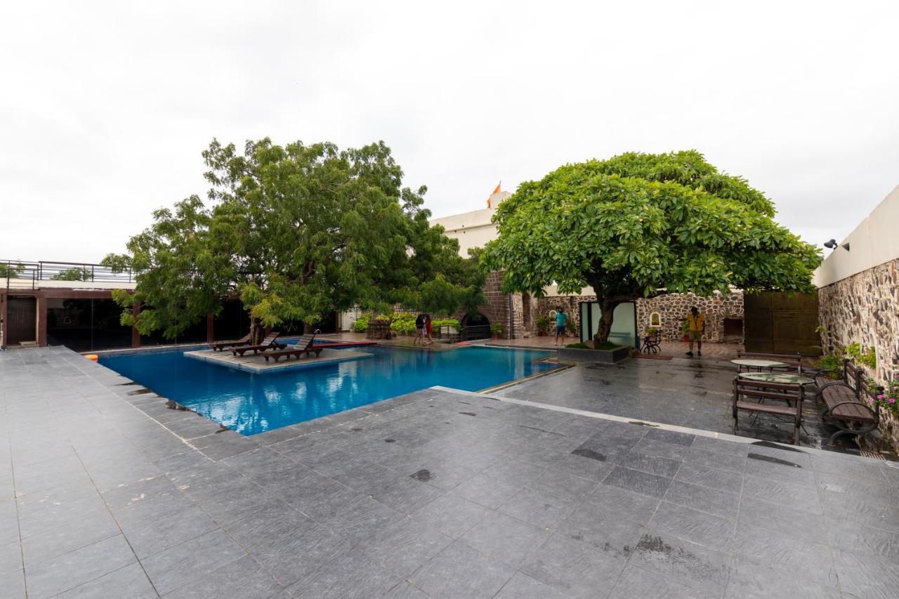 Fort Jadhavgadh -A Gadh Heritage Hotel Sasvad Kültér fotó